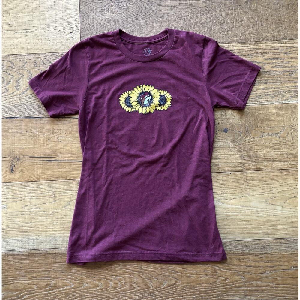 Buc-ee’s Sunflower Positivity Beaver Graphic T-Shirt Maroon Sz S Merch